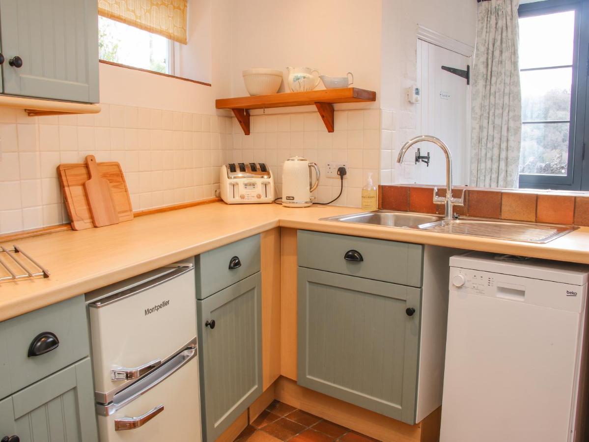 32 Church Hill Telford Extérieur photo