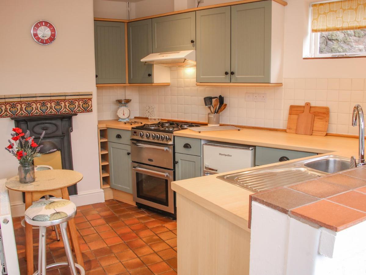 32 Church Hill Telford Extérieur photo